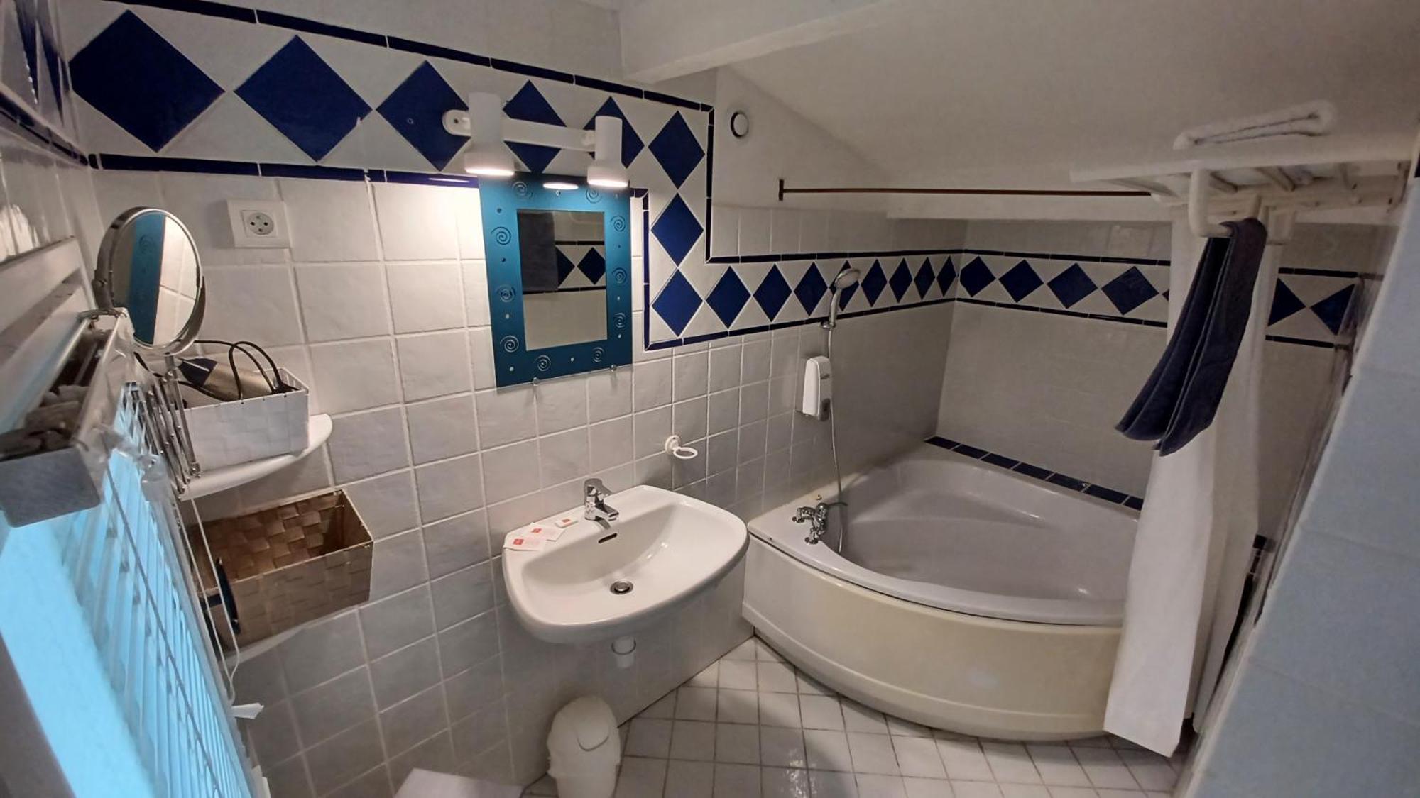 Hotel Bel Valen Le Val Kamer foto
